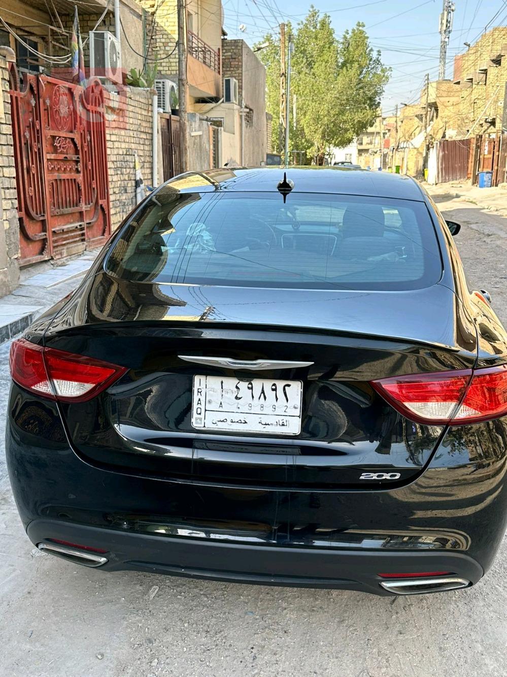 کرایسلەر 200